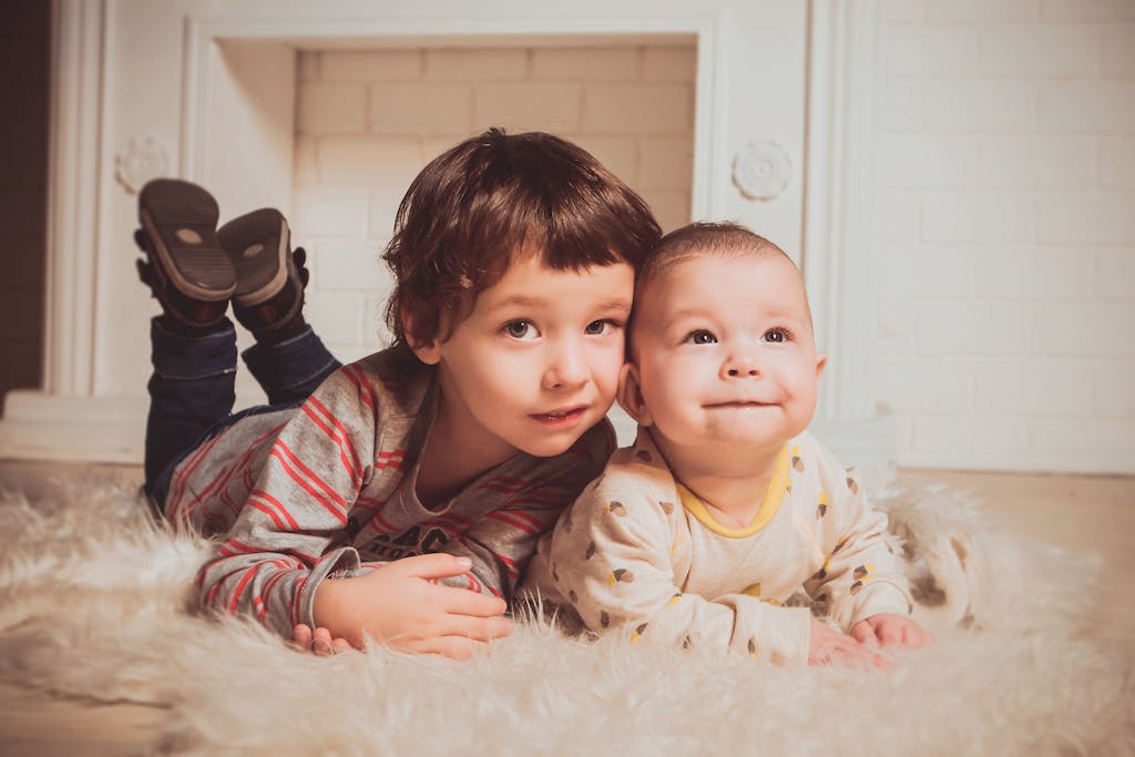 Sibling Rivalry, Birth Order & Self-Esteem: Why Family Roles Affect Your Self-Worth