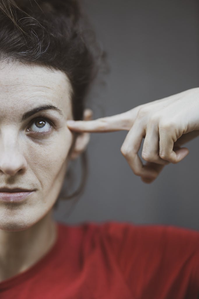 Metacognitive Awareness: How Watching Your Thoughts Improves Mental Health