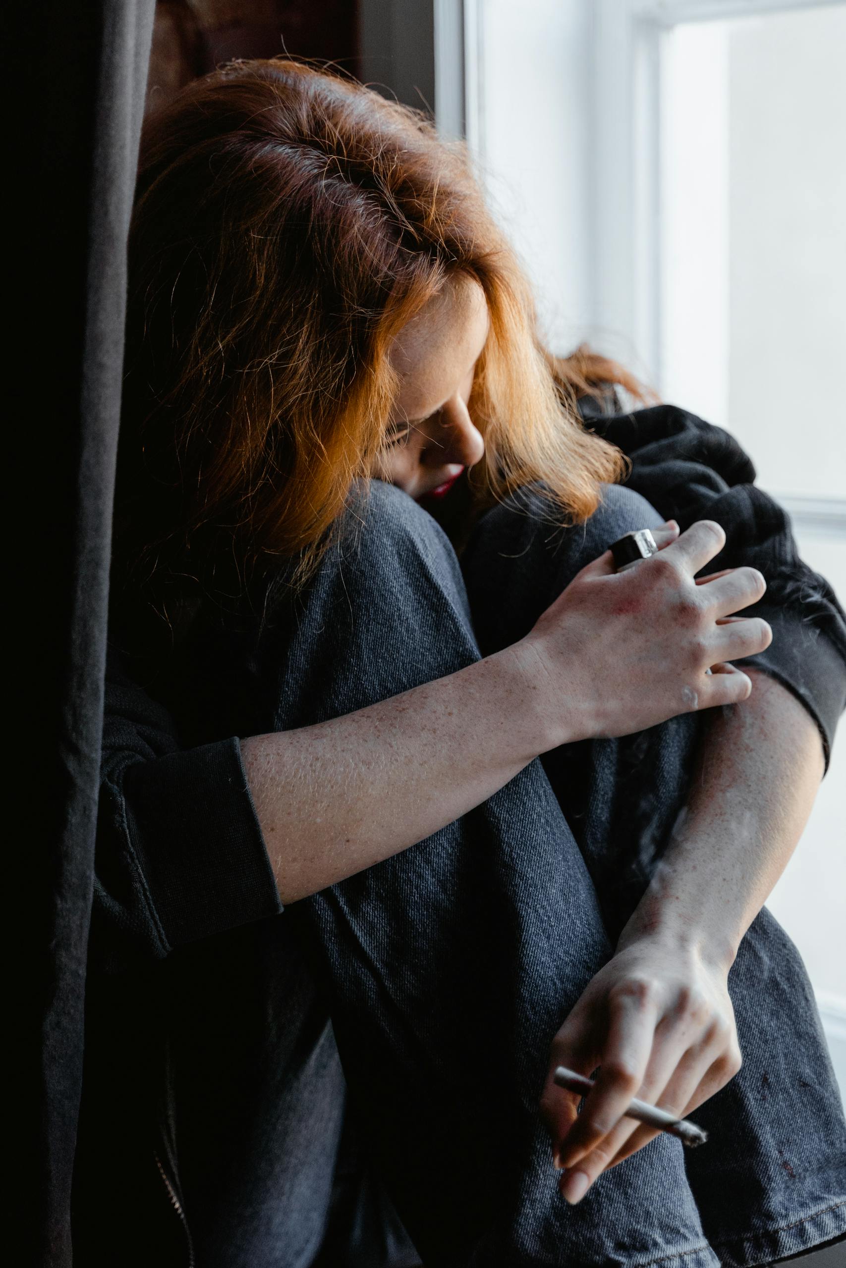 Avoidant Attachment and Emotional Distance: The Psychology Behind It