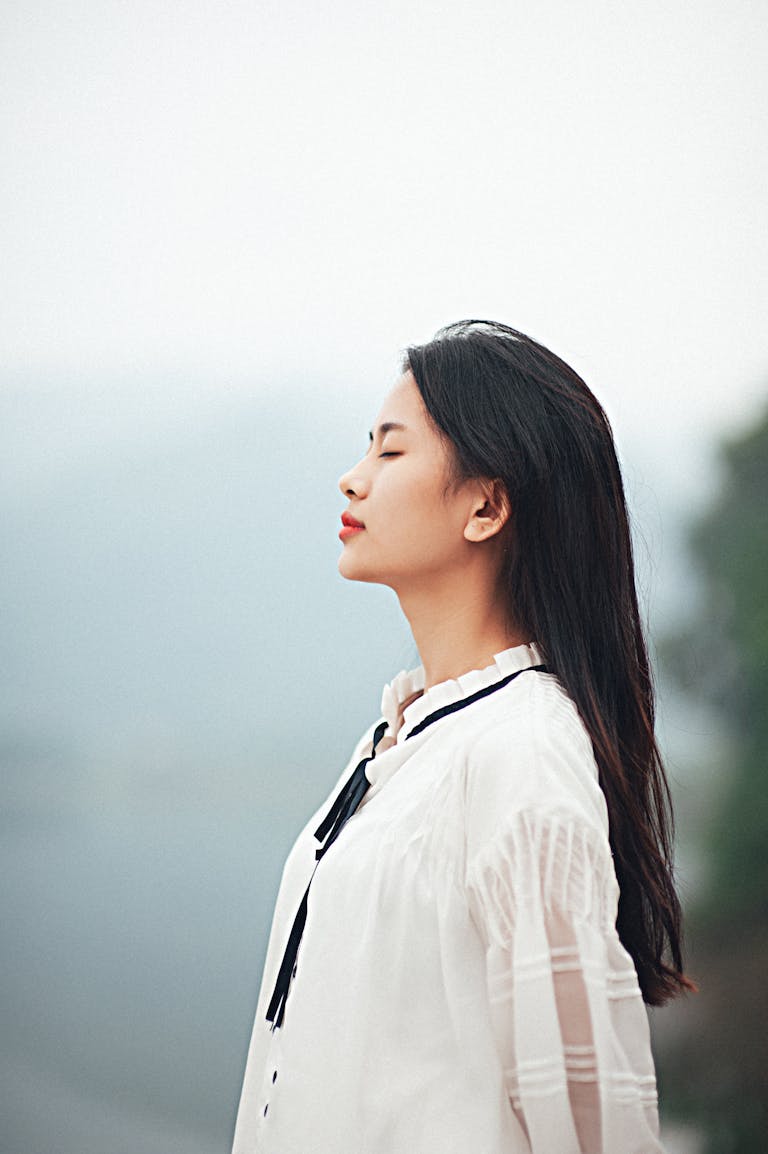 The 60-Second Posture Reset for Anxiety and Stress